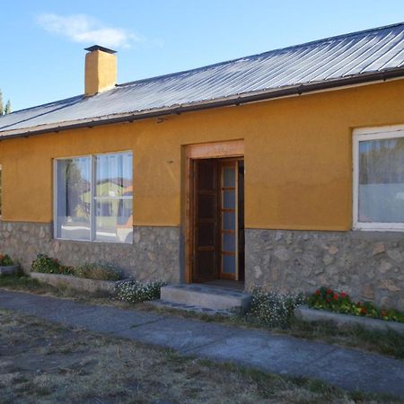 Hostal Y Cabanas Vientos Del Sur Puerto Ingeniero Ibanez 外观 照片