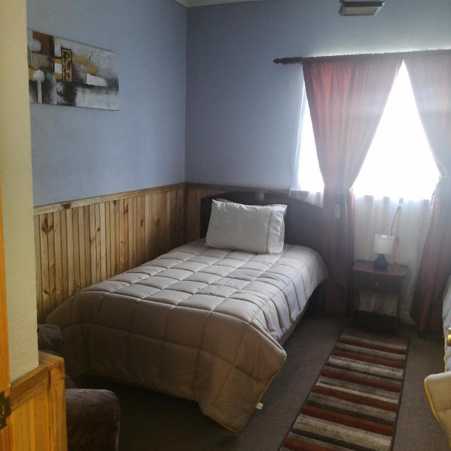 Hostal Y Cabanas Vientos Del Sur Puerto Ingeniero Ibanez 外观 照片