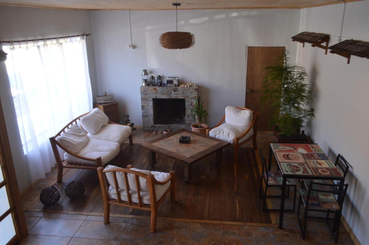 Hostal Y Cabanas Vientos Del Sur Puerto Ingeniero Ibanez 外观 照片