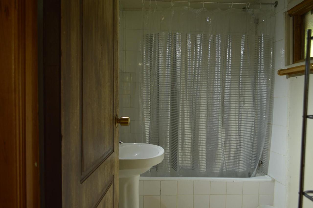 Hostal Y Cabanas Vientos Del Sur Puerto Ingeniero Ibanez 外观 照片